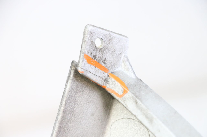 photo de VOORSTE LINKER ZIJPANEEL PEUGEOT CITYSTAR 2T 50 (2018 - 2021) - Zoom op gebruiksstaat