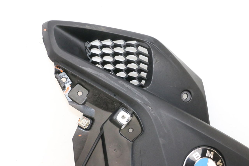 photo de VOORSTE LINKER ZIJPANEEL BMW R GS 1250 (2021 - 2024) - Markeringen en referenties