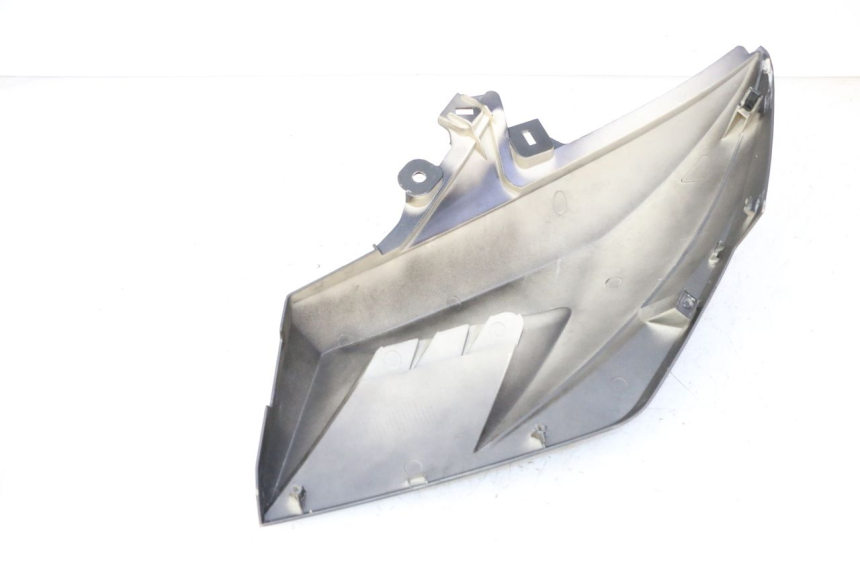 photo de VOORSTE LINKER ZIJPANEEL MAG POWER R-STREET 50 (2016 - 2025) - Detail van het onderdeel