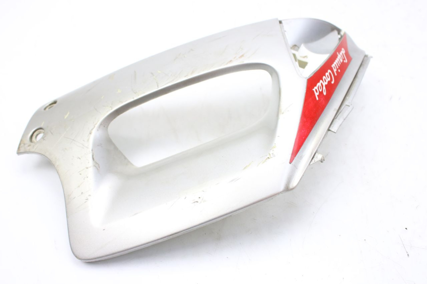 photo de VOORSTE LINKER ZIJPANEEL PEUGEOT SPEEDFIGHT LC 50 (1996 - 2002) - Bevestigingspunten