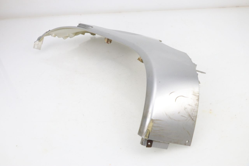 photo de VOORSTE LINKER ZIJPANEEL PEUGEOT SUM UP 125 (2008 - 2013) - Kenmerkende details
