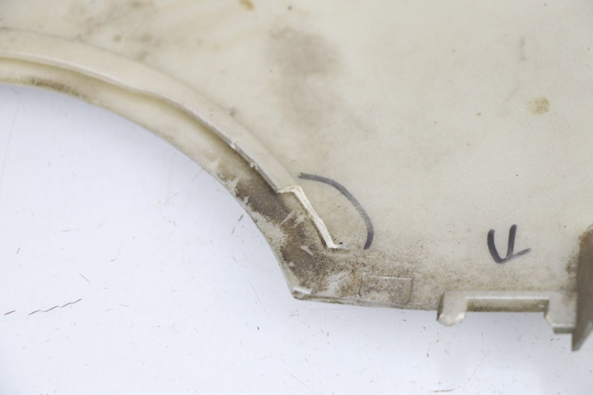 photo de VOORSTE LINKER ZIJPANEEL PEUGEOT SUM UP 125 (2008 - 2013) - Bevestigingspunten
