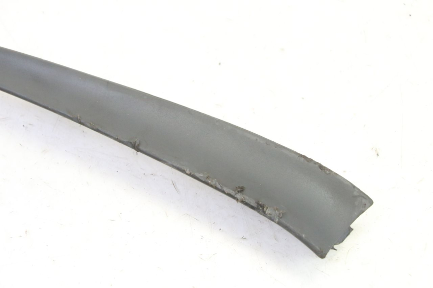 photo de VOORSTE LINKER ZIJPANEEL PIAGGIO SUPER LX 125 (2000 - 2003) - Zoom op gebruiksstaat