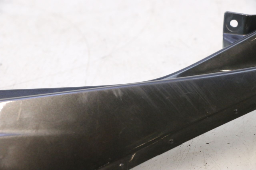 photo de LINKER VOORSTE BOVENSTE ZIJPANEEL YAMAHA YZF R6 600 (2008 - 2009) - Kenmerkende details