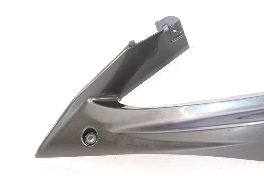 photo de LINKER VOORSTE BOVENSTE ZIJPANEEL YAMAHA YZF R6 600 (2008 - 2009) - Andere kijkhoek