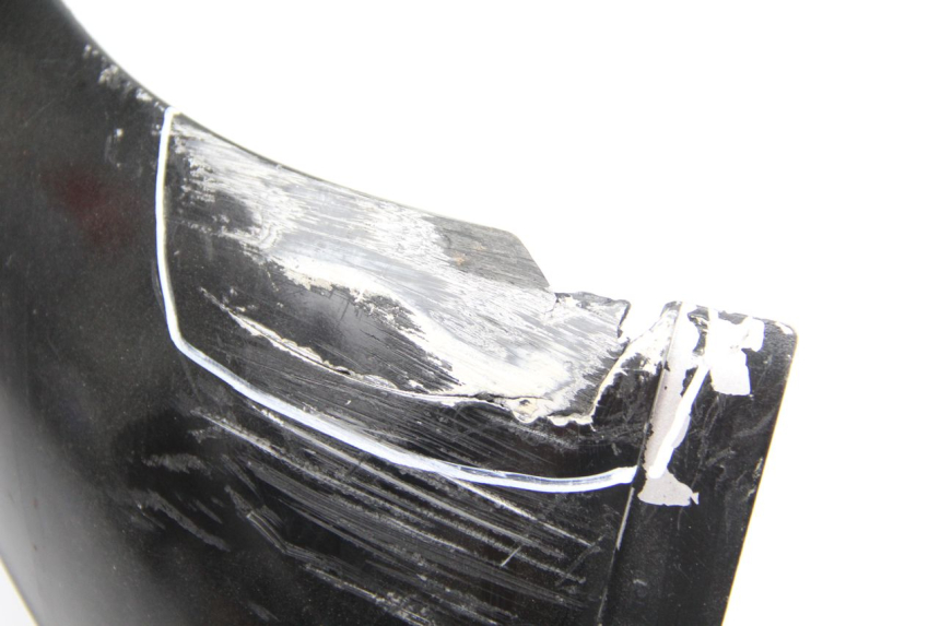 photo de VOORSTE LINKER ZIJPANEEL SUZUKI UC EPICURO 125 (1999 - 2003) - Bevestigingspunten