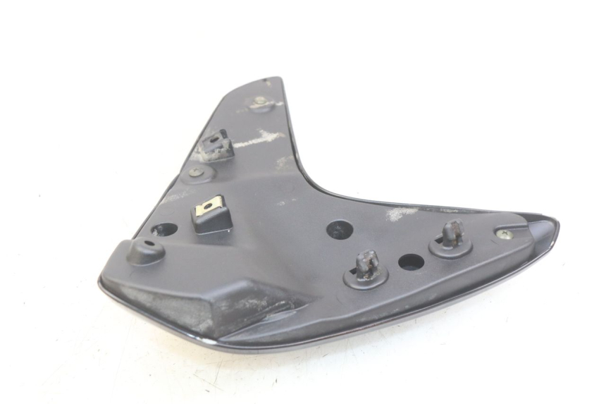 photo de VOORSTE LINKER ZIJPANEEL SYM WOLF SB 125 (2011 - 2018) - Andere kijkhoek