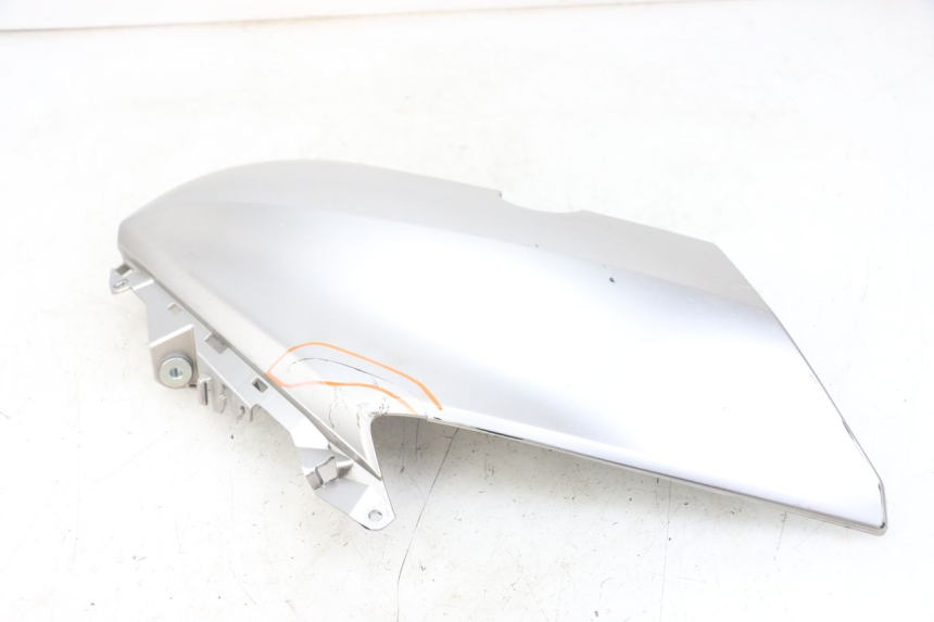 photo de VOORSTE LINKER ZIJPANEEL YAMAHA XMAX X-MAX ABS 125 (2017 - 2020) - Staat van het oppervlak