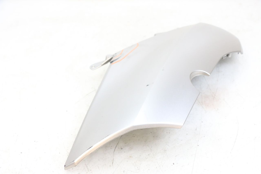 photo de VOORSTE LINKER ZIJPANEEL YAMAHA XMAX X-MAX ABS 125 (2017 - 2020) - Gecontroleerd onderdeel