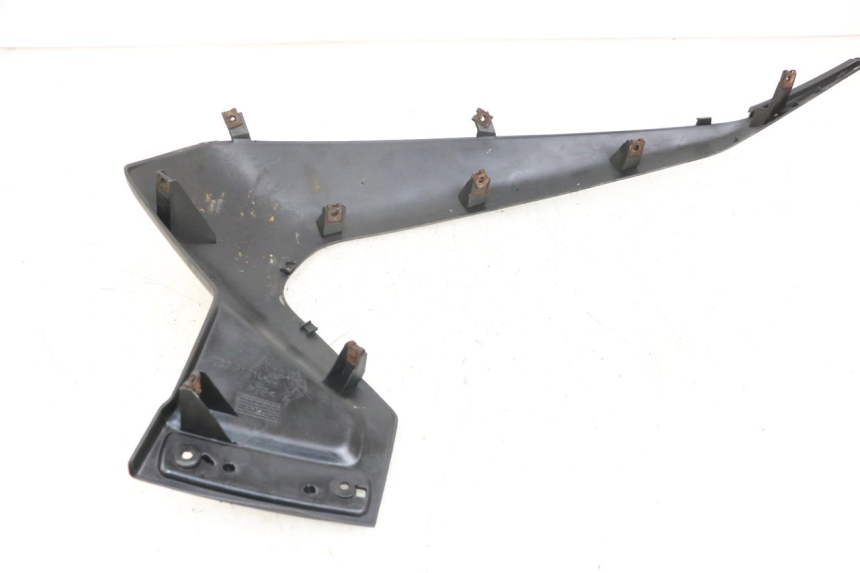 photo de VOORSTE LINKER ZIJPANEEL YAMAHA X-MAX XMAX 250 (2006 - 2009) - Zoom op gebruiksstaat