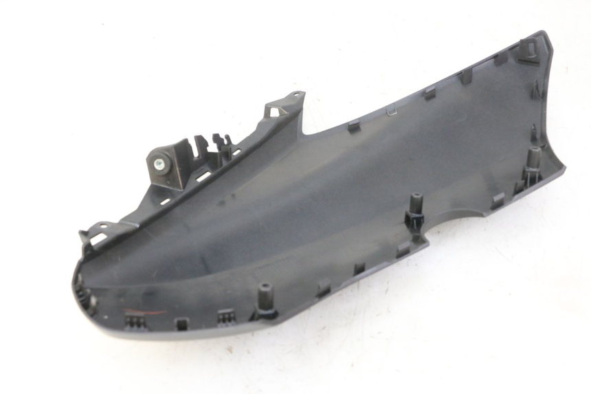 photo de VOORSTE LINKER ZIJPANEEL YAMAHA XMAX X-MAX 125 (2021 - 2025) - Technische close-up