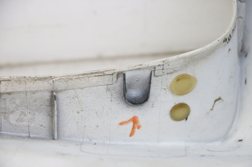 photo de VOORSTE LINKER ZIJPANEEL HONDA XLV VARADERO 125 (2000 - 2006) - Markeringen en referenties