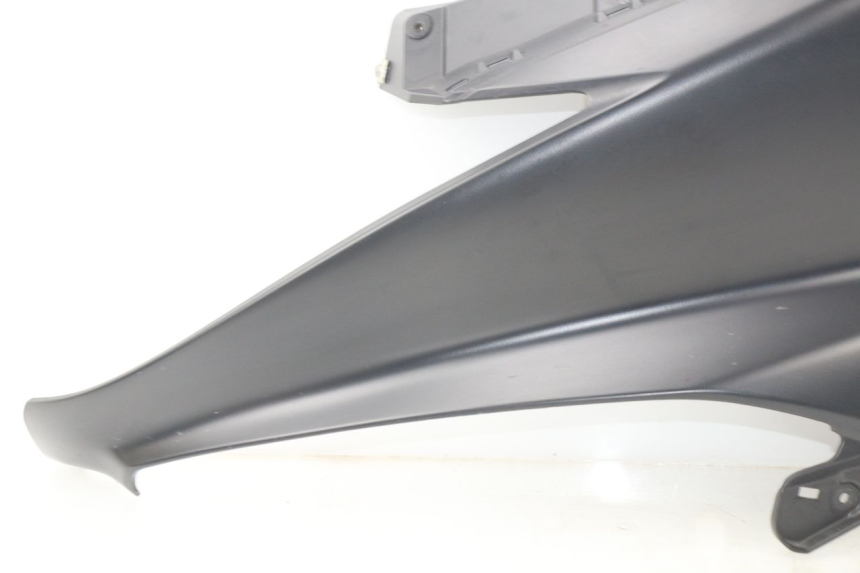 photo de VOORSTE LINKER ZIJPANEEL YAMAHA XP T-MAX TMAX 500 (2008 - 2012) - Focus op structuur