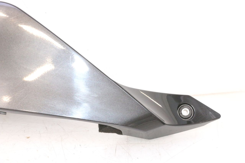 photo de LINKER VOORZIJDE YAMAHA YZF R6 600 (2008 - 2009) - Detail van het onderdeel