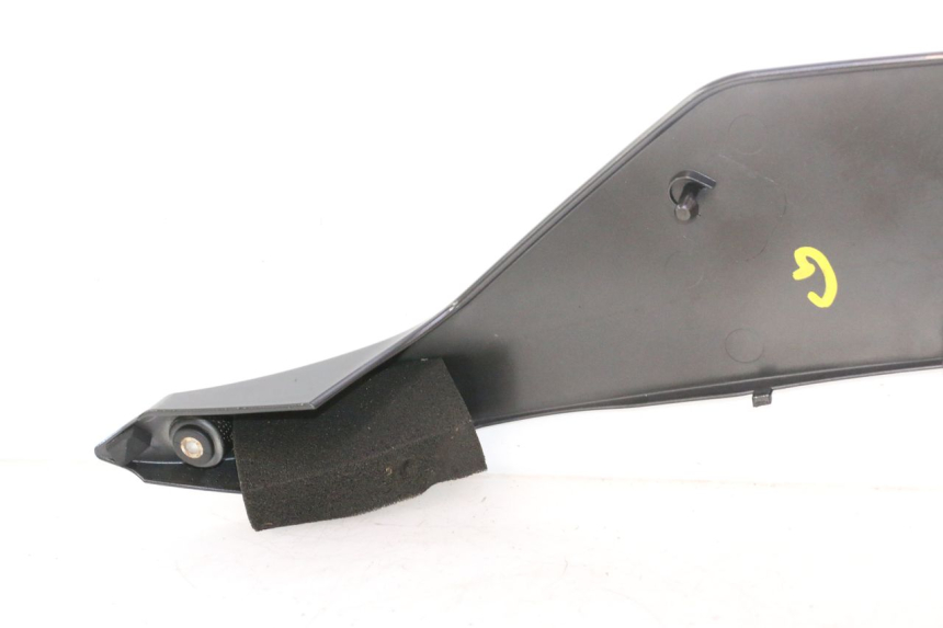 photo de LINKER VOORZIJDE YAMAHA YZF R6 600 (2008 - 2009) - Visuele inspectie