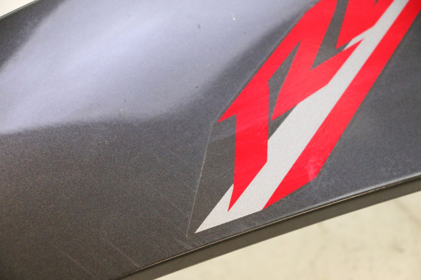 photo de LINKER VOORZIJDE YAMAHA YZF R6 600 (2008 - 2009) - Profielaanzicht