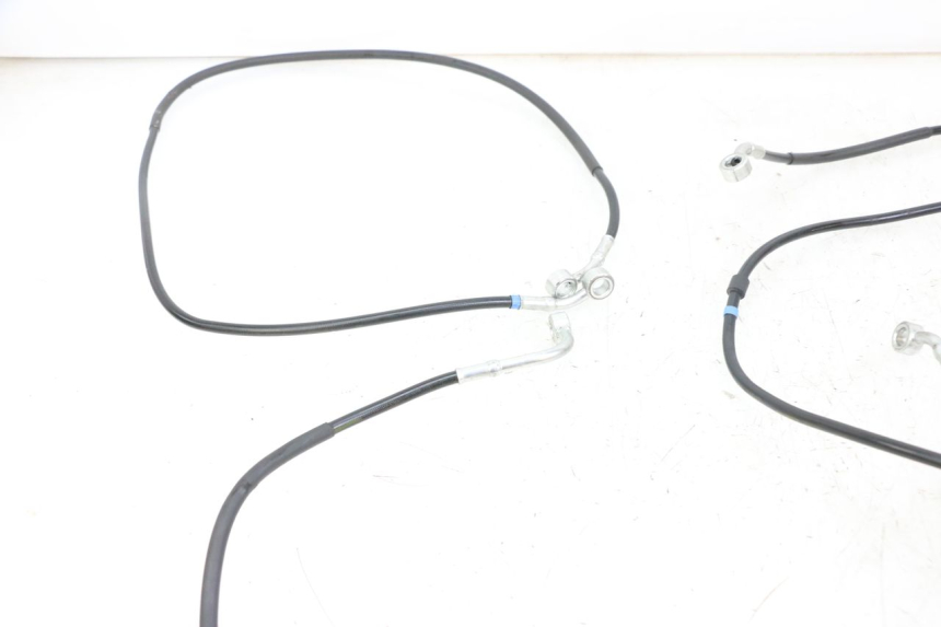 photo de VOOR- EN ACHTERREMSLANG HUSQVARNA SVARTPILEN 401 (2018 - 2023) - Zoom op gebruiksstaat