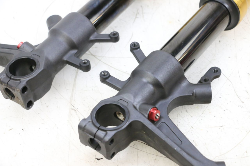 photo de VORK SUZUKI GSXR GSX-R 1000 (2003 - 2004) - Zoom op componenten