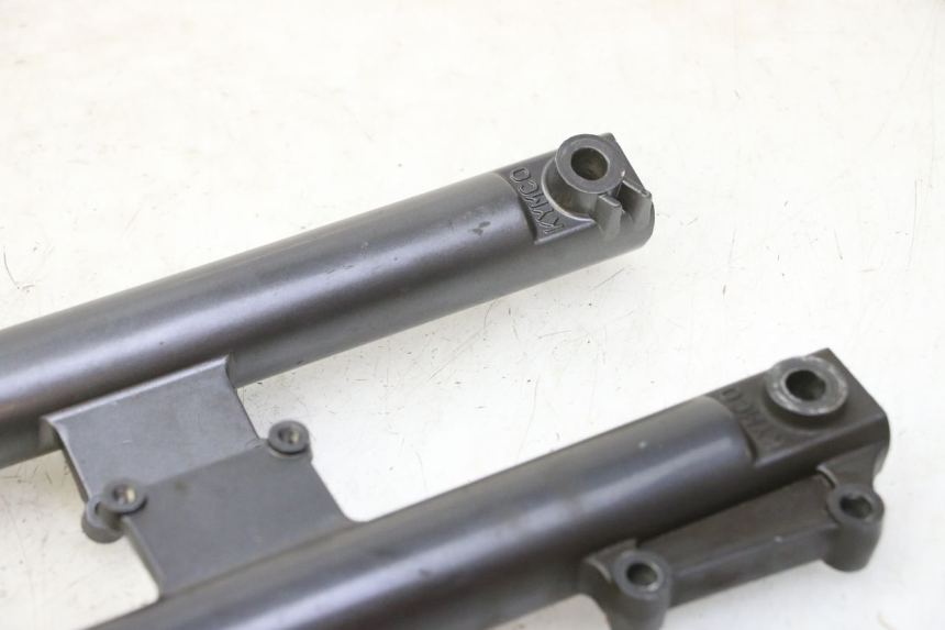 photo de VORKHULS KYMCO AGILITY NAKED RENOUVO 2T 50 (2011 - 2018) - Andere kijkhoek