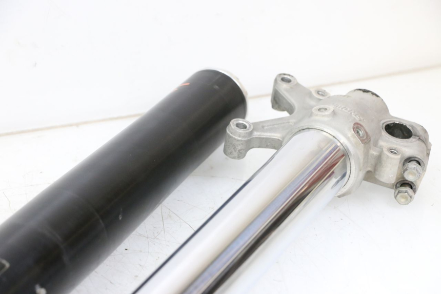 photo de VORKHULS HONDA CRF R 250 (2020 - 2021) - Zoom op componenten