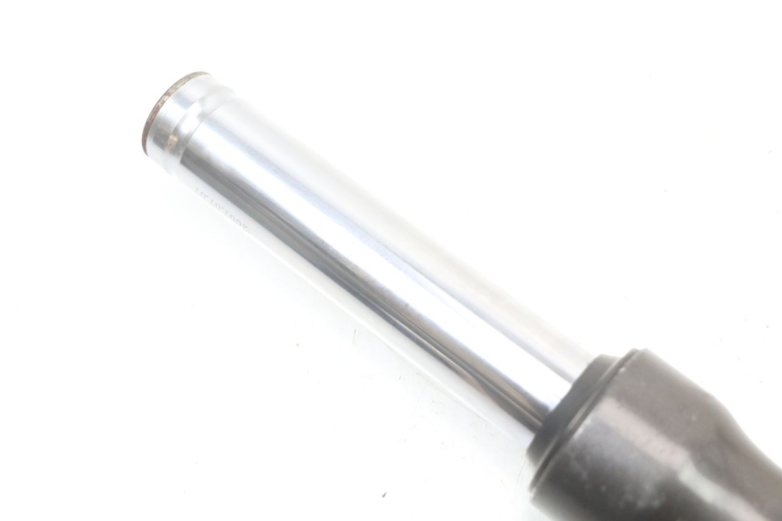 photo de RECHT VOORVORKHULS KYMCO AGILITY 4T 50 (2005 - 2018) - Detail van het onderdeel