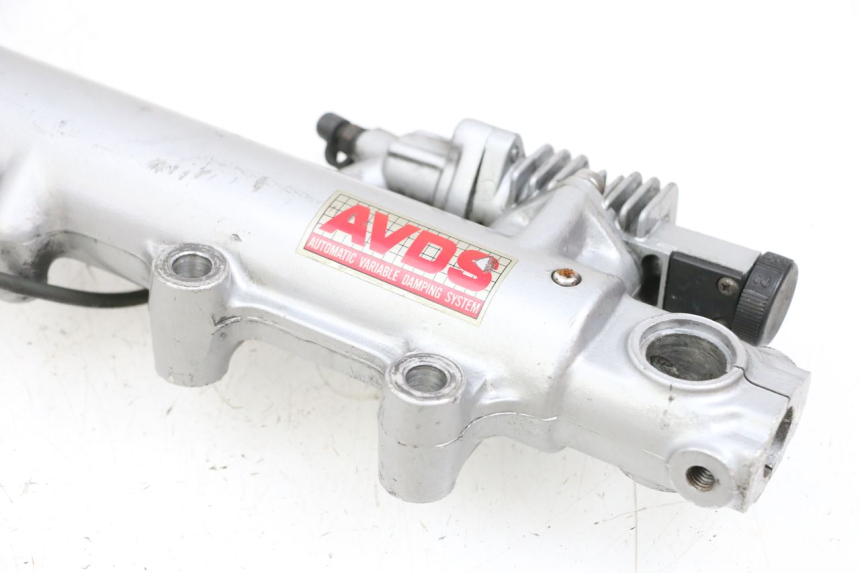 photo de RECHT VOORVORKHULS KAWASAKI GPZ RX 1000 (1986 - 1988) - Kenmerkende details