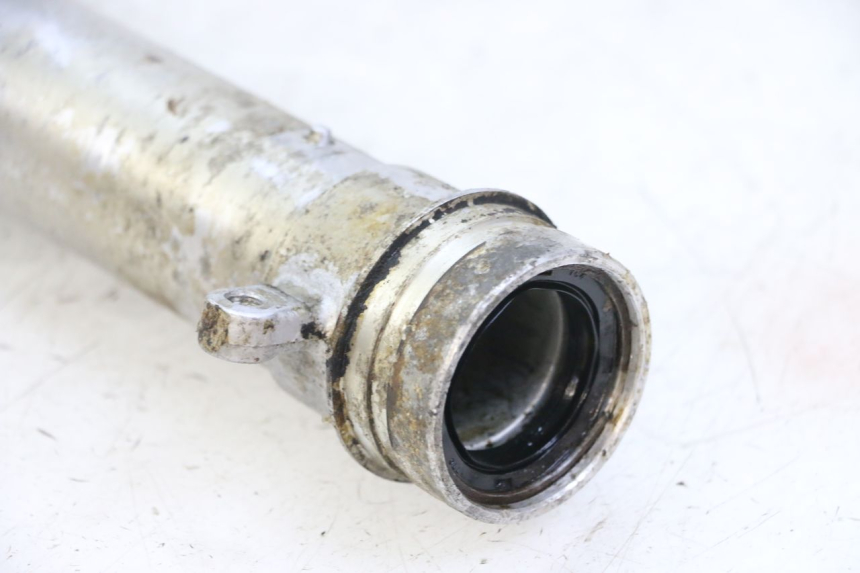 photo de RECHT VOORVORKHULS HONDA MTX TC02 125 (1987 - 1989) - Technische close-up