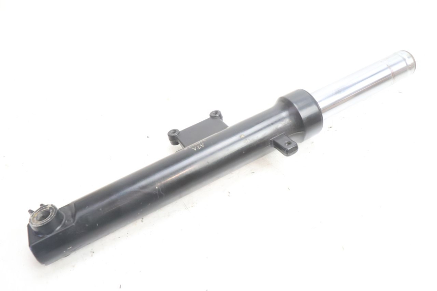 photo de RECHTE VORKHULS SYM ORBIT III 3 4T 50 (2021 - 2025) - Overzicht