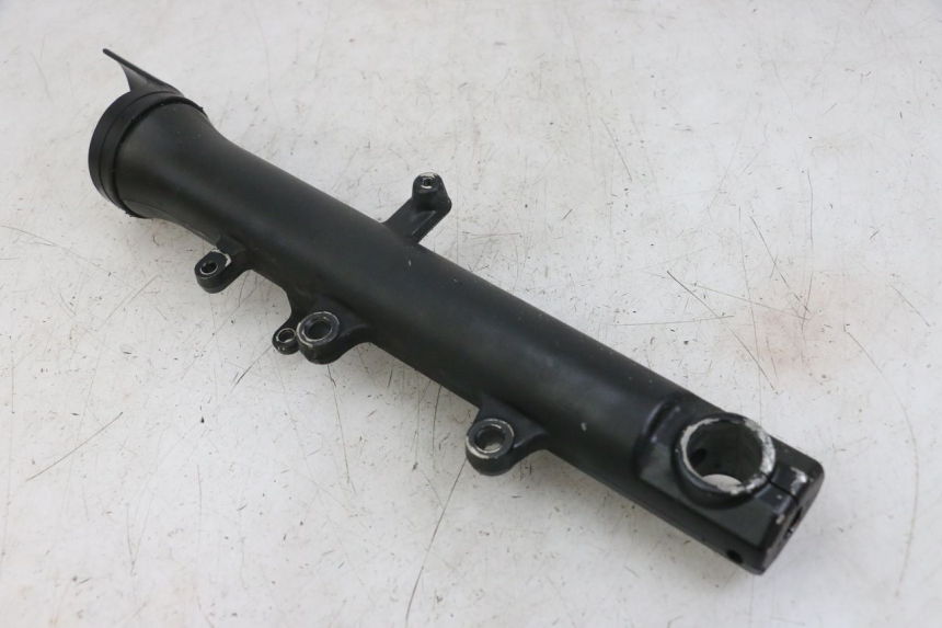 photo de RECHT VOORVORKHULS YAMAHA TDM ABS 900 (2002 - 2014) - Bevestigingspunten