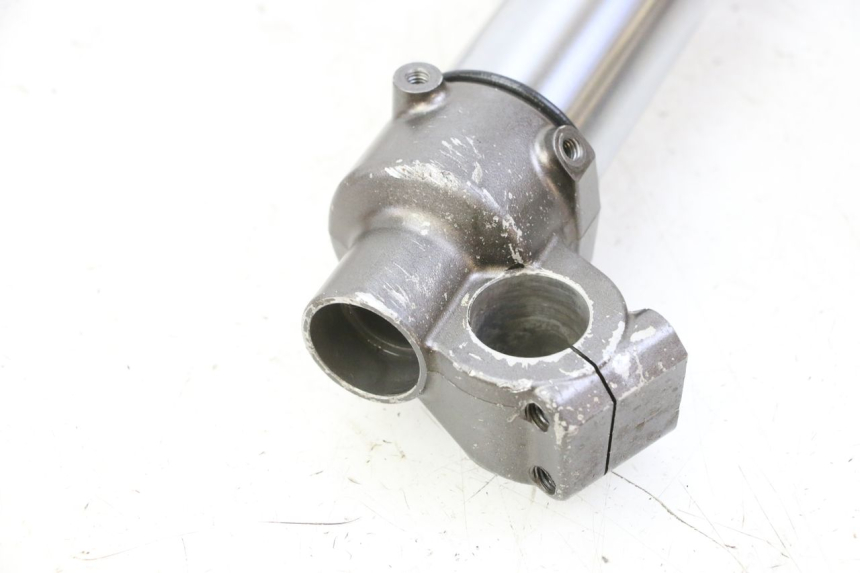 photo de RECHT VOORVORKHULS YAMAHA YZF YZ-F 450 (2014 - 2016) - Detailaanzicht