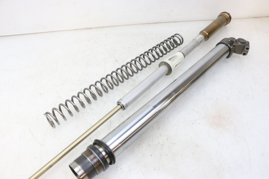 photo de RECHT VOORVORKHULS YAMAHA YZF YZ-F 450 (2014 - 2016) - Staat van het oppervlak