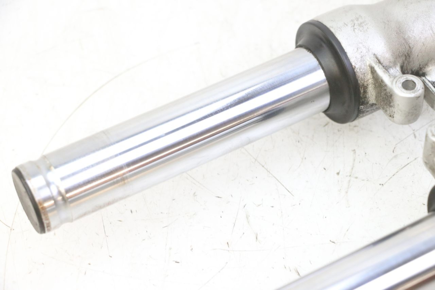 photo de VORKHULS HONDA FES S-WING SWING ABS 125 (2007 - 2015) - Andere kijkhoek