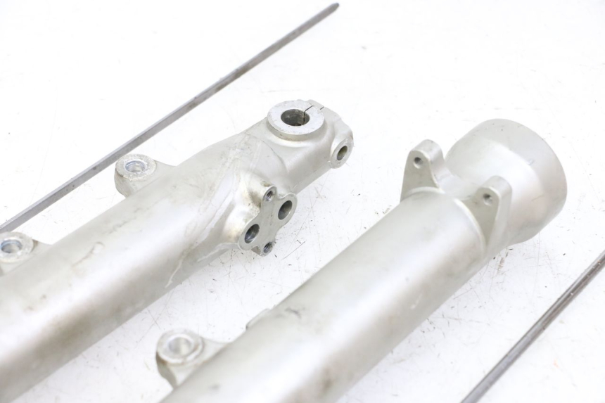 photo de VORKHULS YAMAHA FJ 36Y 1100 (1984 - 1985) - Bevestigingspunten