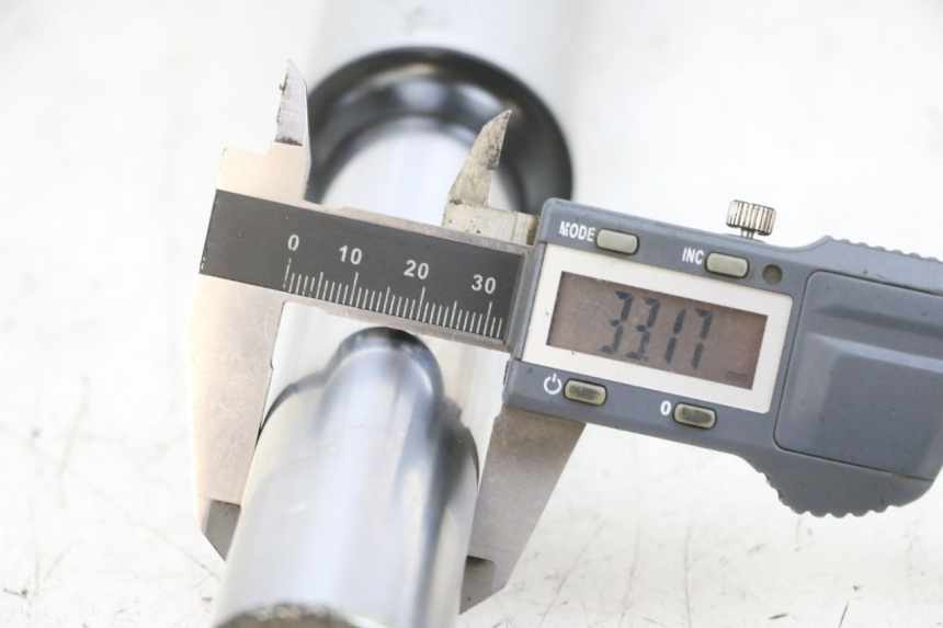 photo de LINKER VOORVORKBUIS PIAGGIO FLY 4T 50 (2013 - 2017) - Detail van het onderdeel