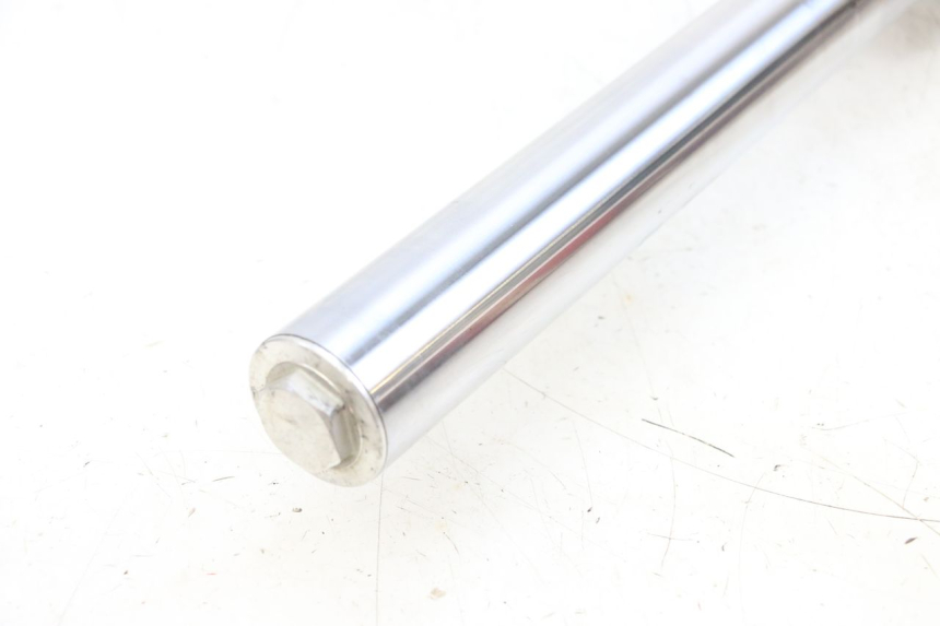 photo de LINKER VORKBUIS YAMAHA FZ6 N FAZER 600 (2004 - 2006) - Zoom op componenten