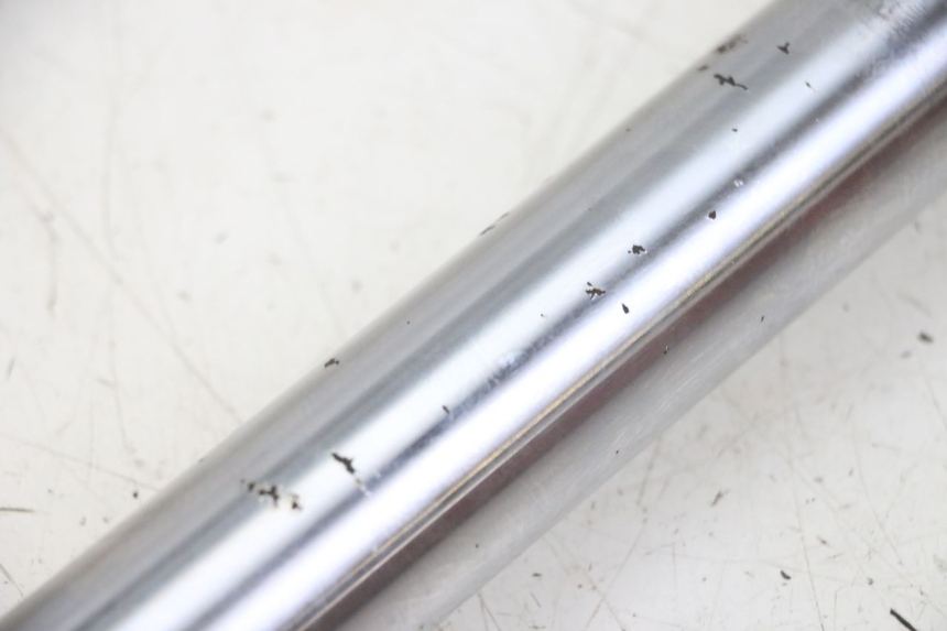 photo de LINKER VOORVORKBUIS HONDA MTX TC02 125 (1987 - 1989) - Detail van het onderdeel