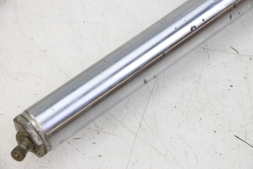 photo de LINKER VOORVORKBUIS HONDA MTX TC02 125 (1987 - 1989) - Bevestigingspunten