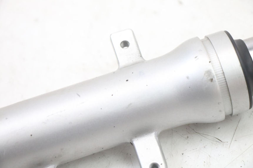 photo de LINKER VORKBUIS KYMCO GRAND DINK 125 (2008 - 2014) - Andere kijkhoek