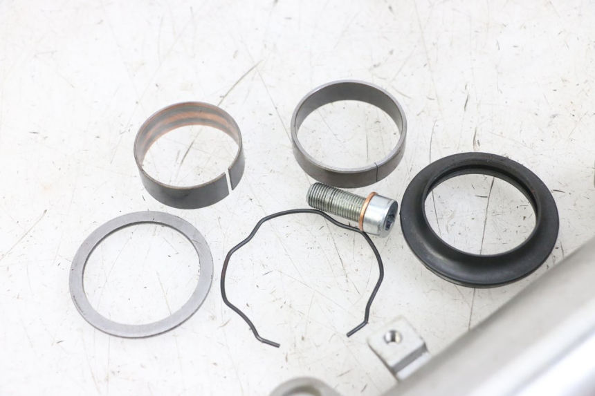 photo de LINKER VOORVORKBUIS SUZUKI SV N 650 (1999 - 2002) - Overzicht