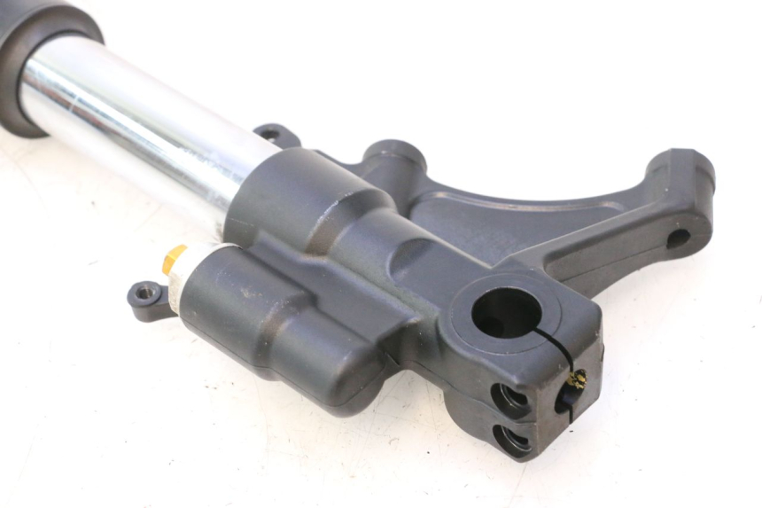 photo de LINKER VORKHULS YAMAHA YZF R6 600 (2008 - 2009) - Technische close-up