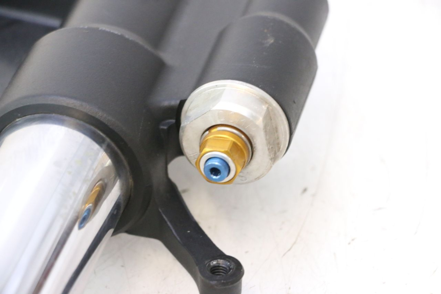 photo de LINKER VORKHULS YAMAHA YZF R6 600 (2008 - 2009) - Gecontroleerd onderdeel