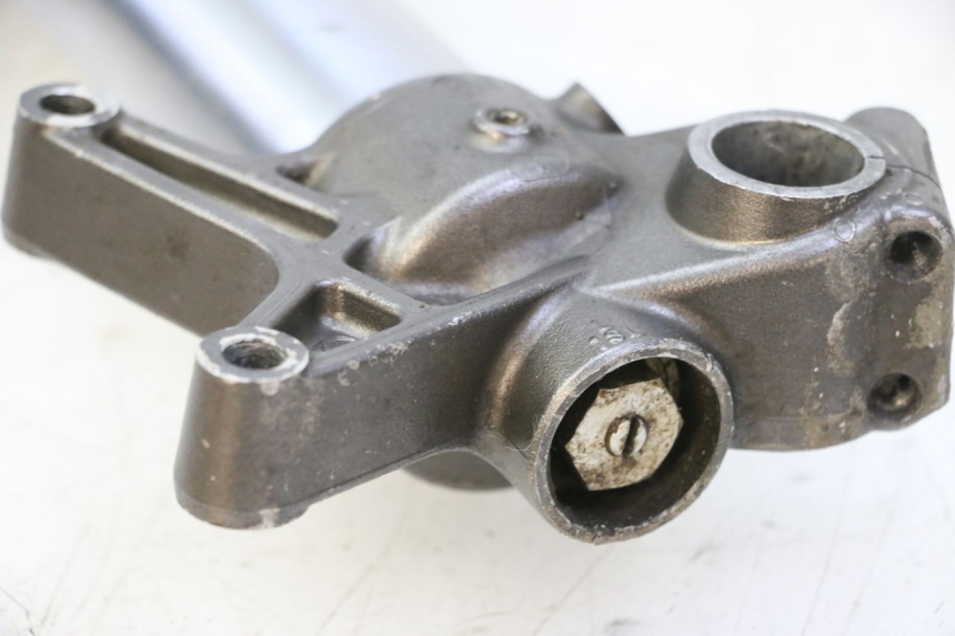 photo de LINKER VOORVORKBUIS YAMAHA YZF YZ-F 450 (2014 - 2016) - Kenmerkende details