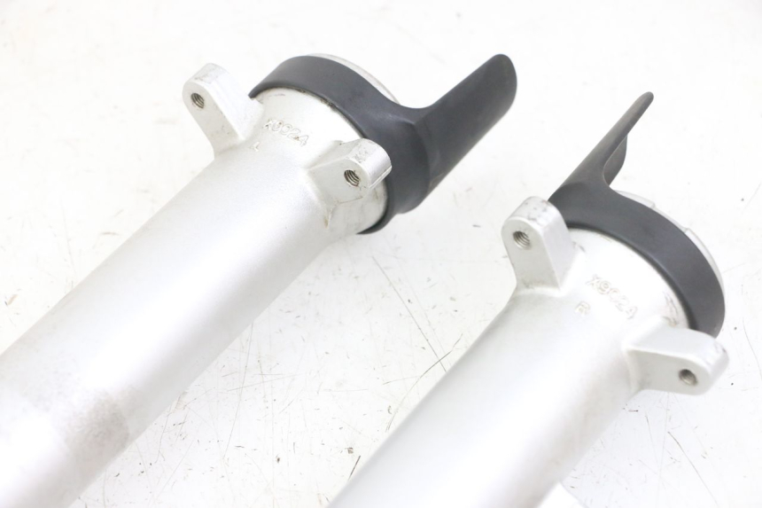 photo de VORKHULS SUZUKI GS GSE 500 (2001 - 2003) - Bevestigingspunten