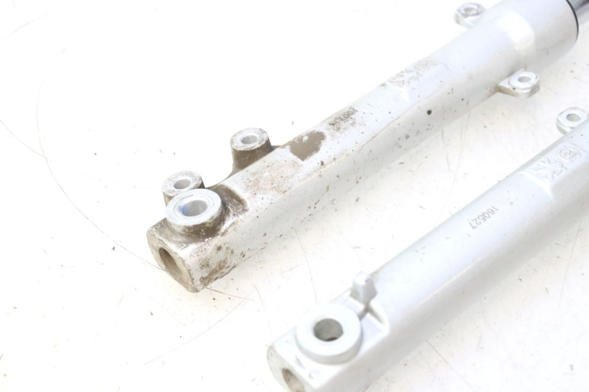 photo de VORKHULS PEUGEOT KISBEE 2T 50 (2010 - 2017) - Bevestigingspunten