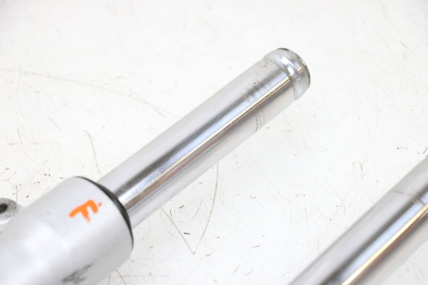 photo de VORKHULS PEUGEOT KISBEE 4T 50 (2018 - 2022) - Bevestigingspunten