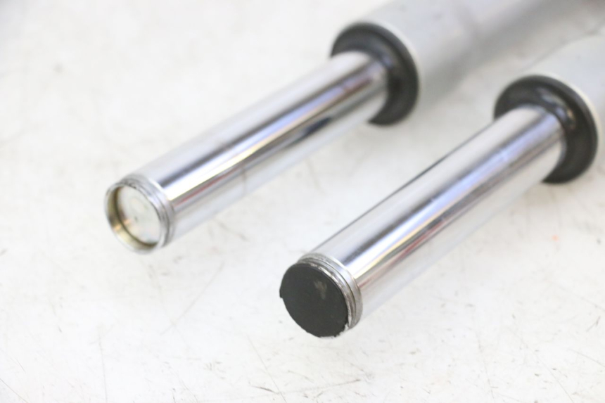 photo de VORKHULS PIAGGIO LIBERTY 125 (1998 - 2008) - Bevestigingspunten