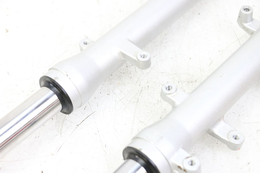 photo de VORKHULS LONGJIA SHARPY 125 (2020 - 2024) - Bevestigingspunten