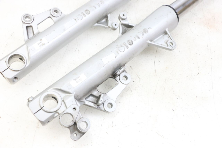 photo de VORKHULS MOTO GUZZI NORGE 8V GT 1200 (2011 - 2016) - Bevestigingspunten