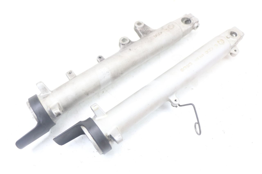 photo de VORKHULS SUZUKI GS F 500 (2004 - 2007) - Zoom op gebruiksstaat