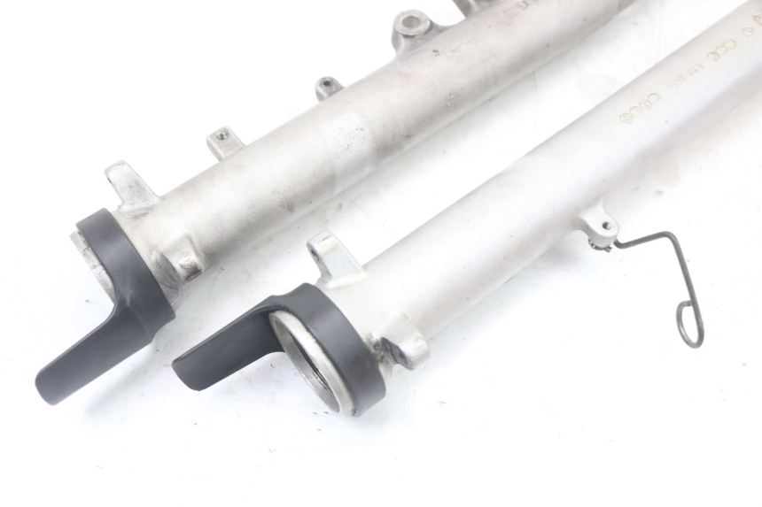 photo de VORKHULS SUZUKI GS F 500 (2004 - 2007) - Andere kijkhoek